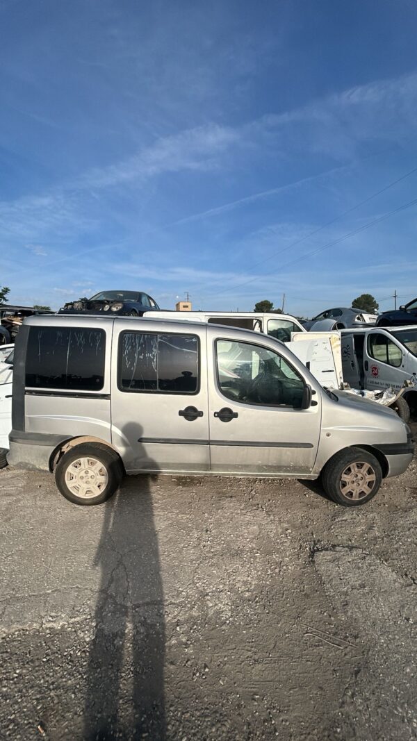 Fiat Dobló año 2005 con motor (1.9JTD)