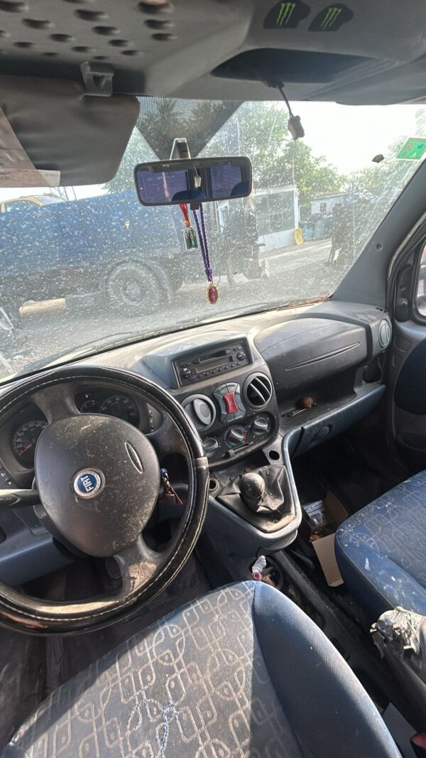 Fiat Dobló año 2005 con motor (1.9JTD)