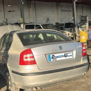 Skoda Octavia del año 2007 con motor (1.9Tdi)