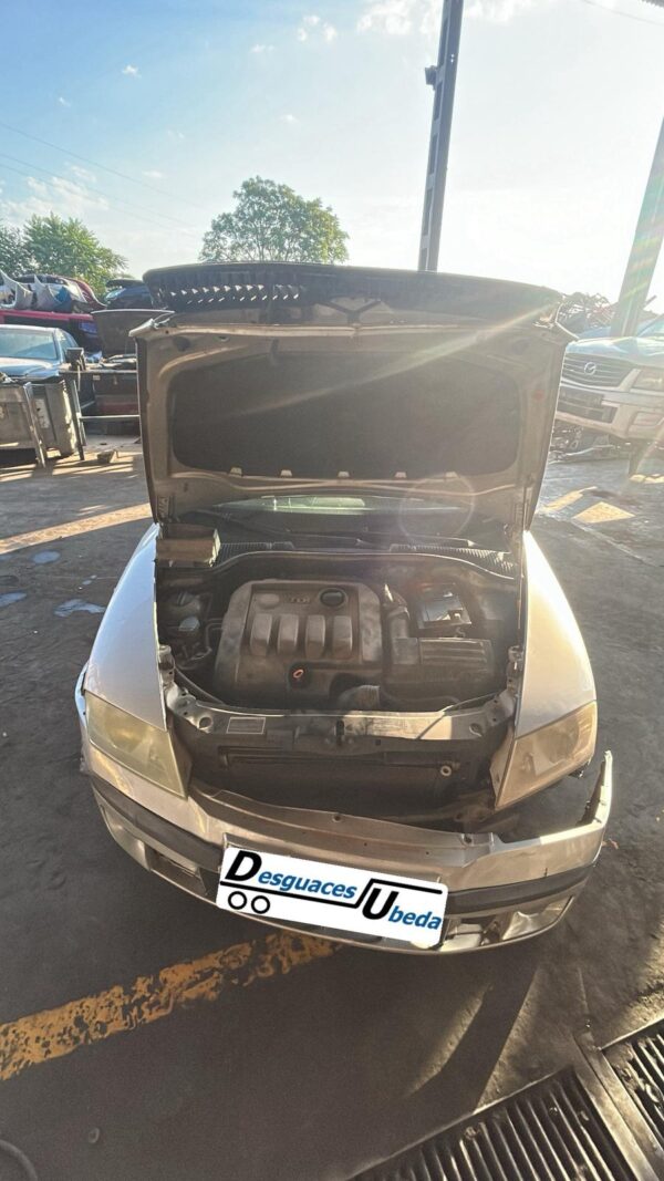 Skoda Octavia del año 2007 con motor (1.9Tdi)