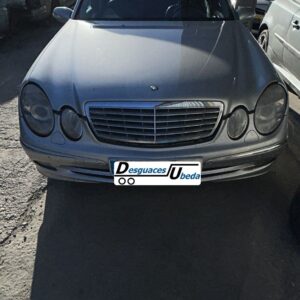 Mercedes Benz E270 con caja211 del año 2005